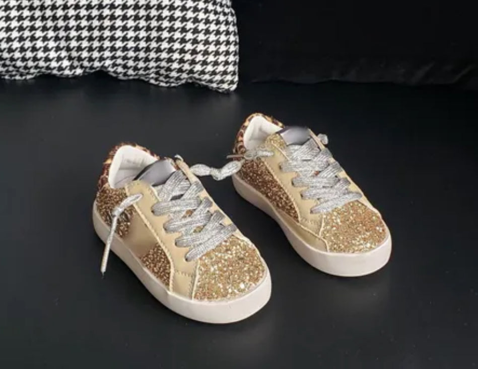 Star Sparkle Low Sneaker
